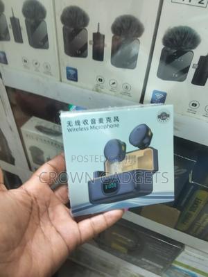 2-in-1 Wireless Lapel Mic Set With Led Charging Case - thumbnail 2