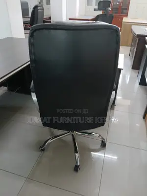 Director’S Chair
