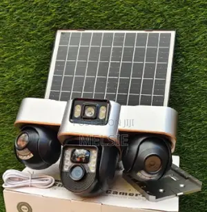 Triple Lens 4g Solar PTZ Camera Rotating Outdoor Security Camera . .