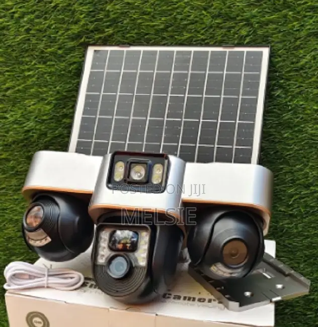 Triple Lens 4g Solar PTZ Camera Rotating Outdoor Security Camera . .
