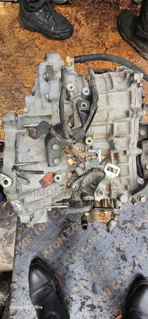 Auris 1nz Gear Box on Sale