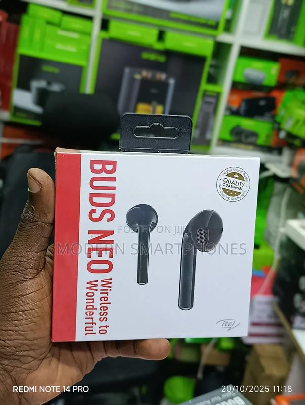 Itel TWS Budsneo Noise Cancellation Earbuds - thumbnail 3