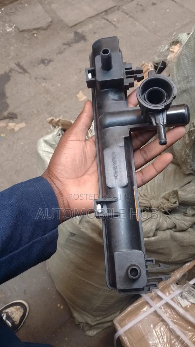 Passo Sette Radiator Top Cover - thumbnail 3