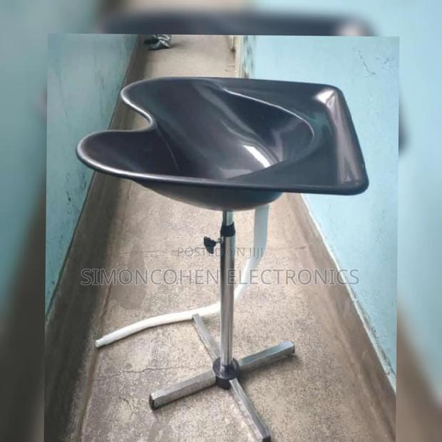 Salon Sink - main view