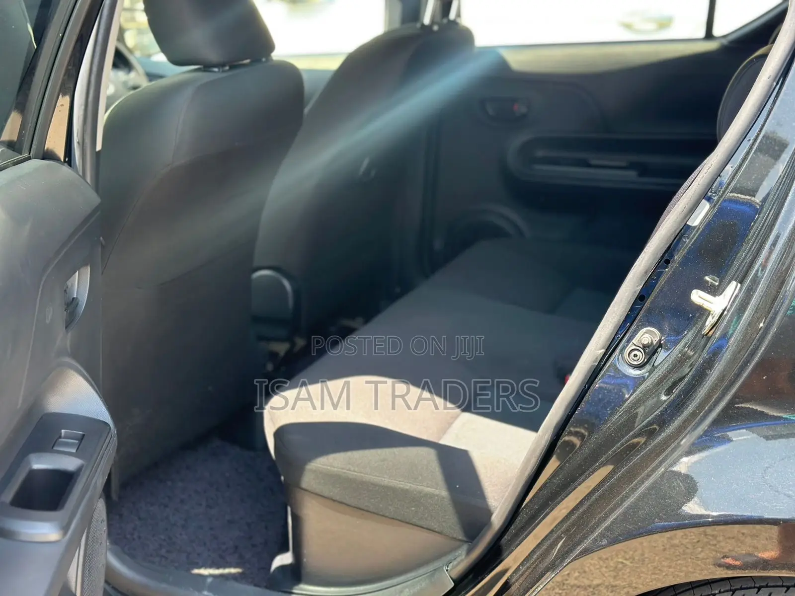 Toyota Aqua 2018 Black