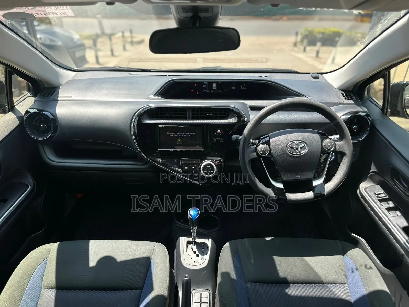 Toyota Aqua 2018 Black