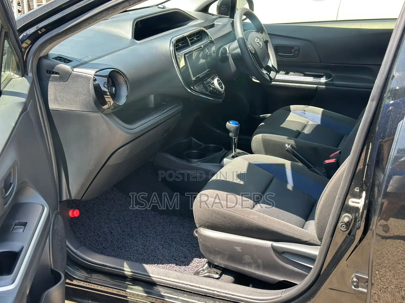 Toyota Aqua 2018 Black