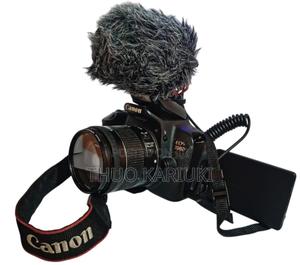 Canon D700 Professional Camera - thumbnail 2