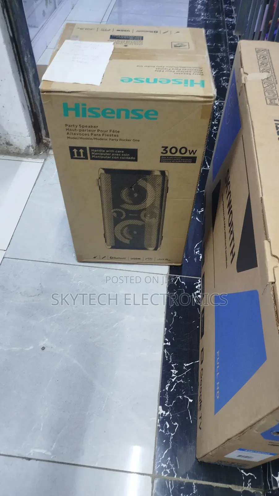 Hisense Party Rocker 300w Hp100