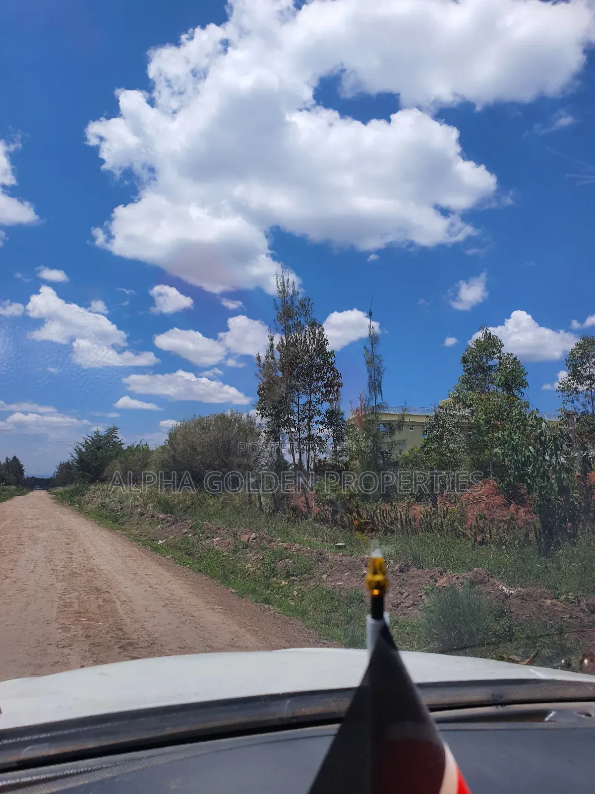 2 Acres in Nanyuki [ Ngarariga ]