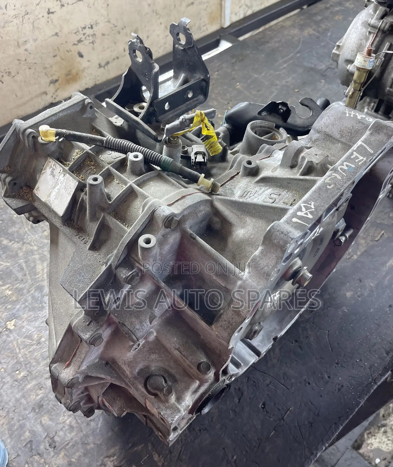 1az Gearbox Noah Voxy