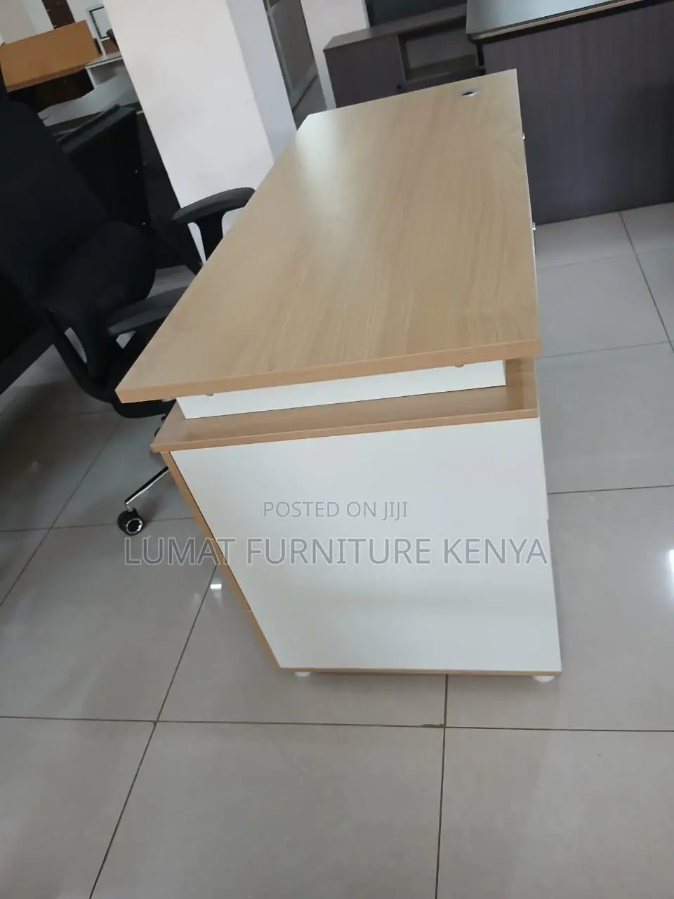 Modern Secretarial Office Workstation