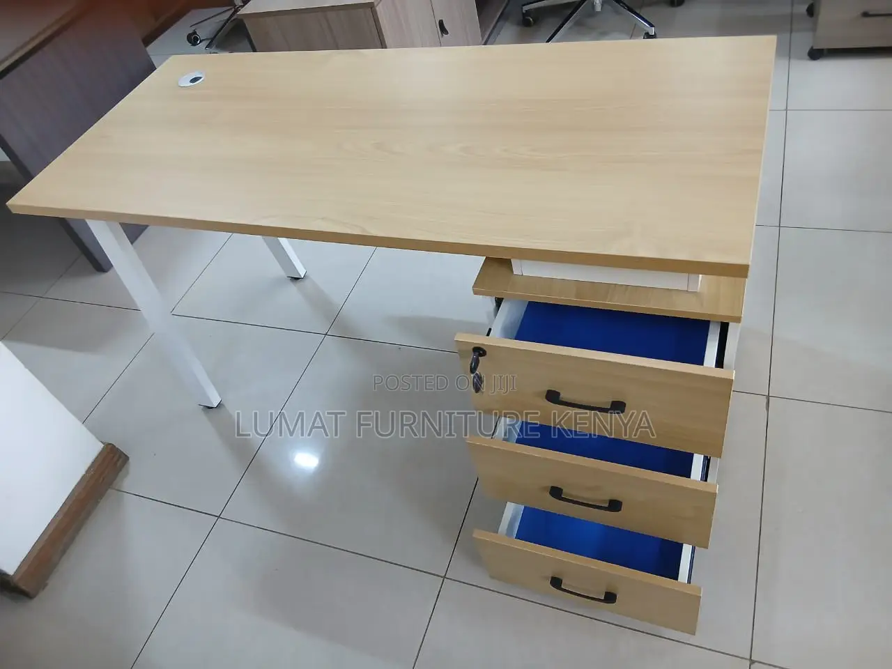 Modern Secretarial Office Workstation