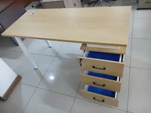 Modern Secretarial Office Workstation