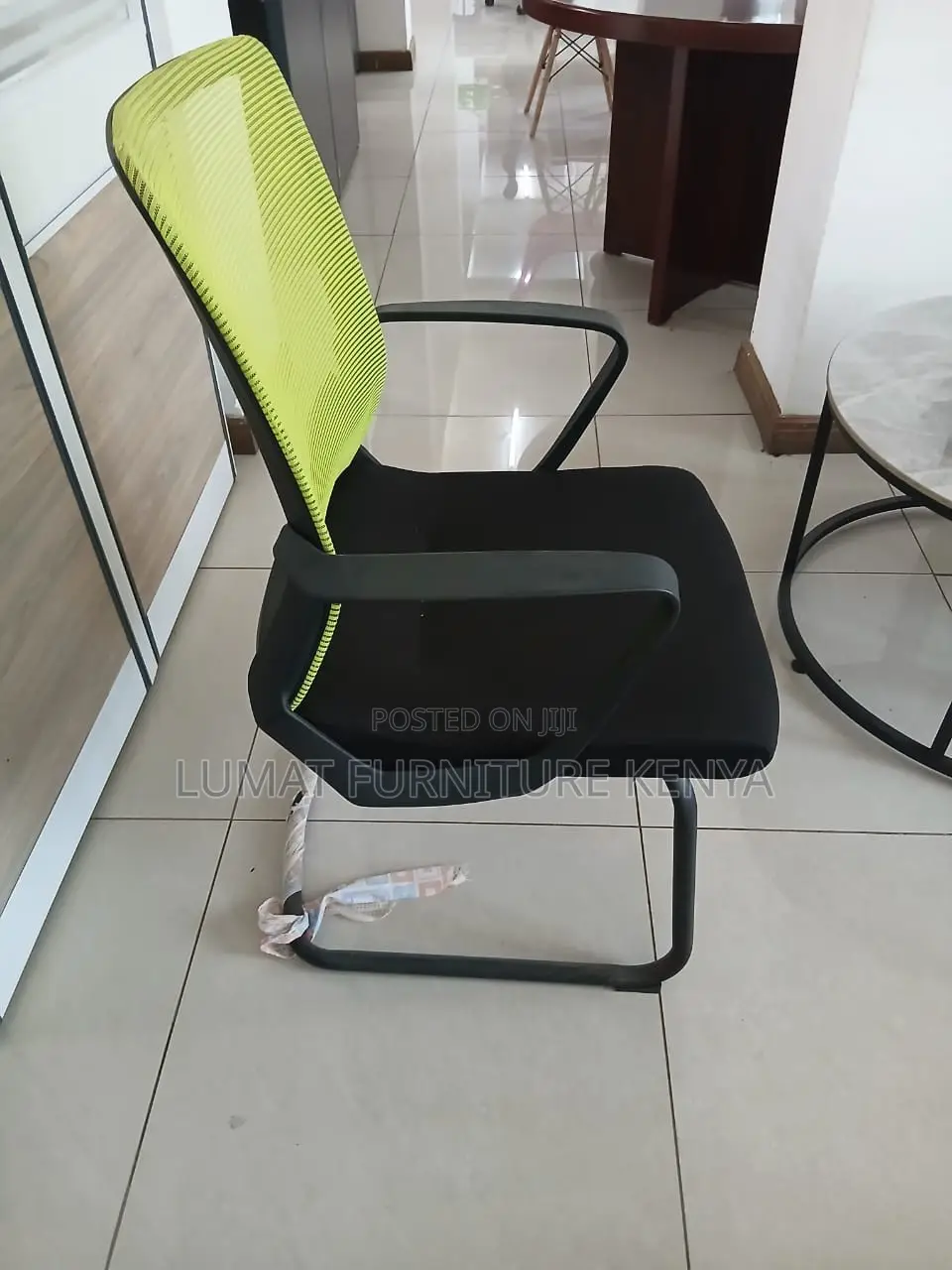 Mid Back Mesh Visitors Seat