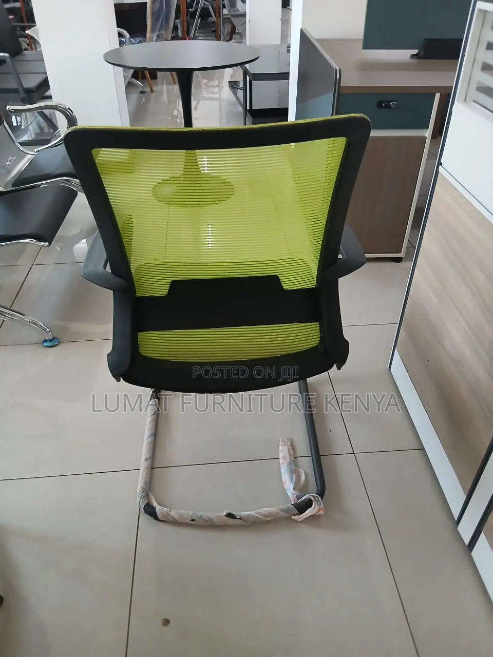 Mid Back Mesh Visitors Seat