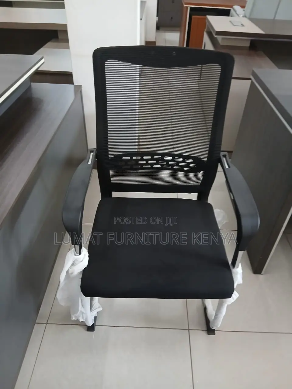 Conference/Visitors Mesh Office Seat