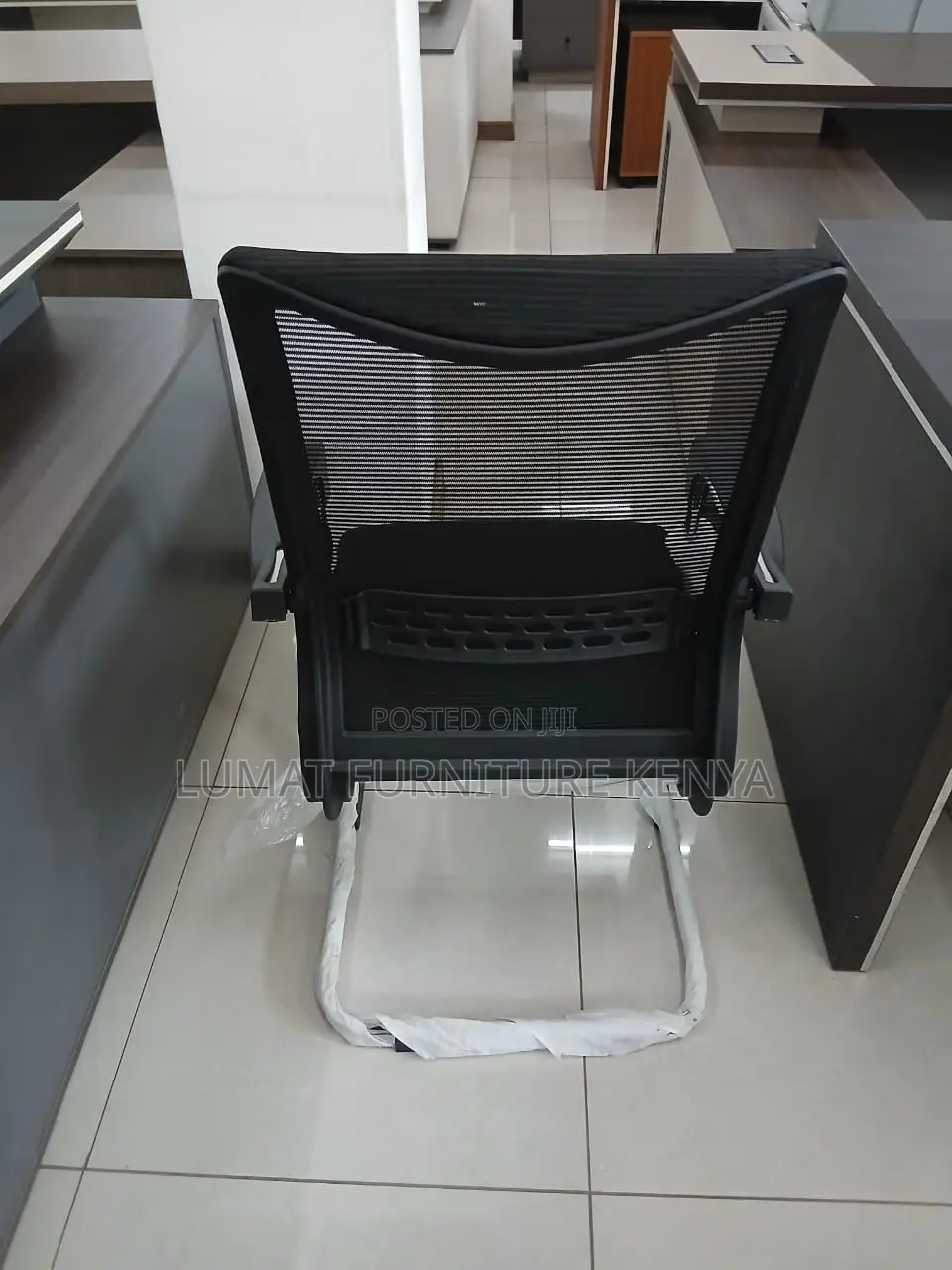 Conference/Visitors Mesh Office Seat