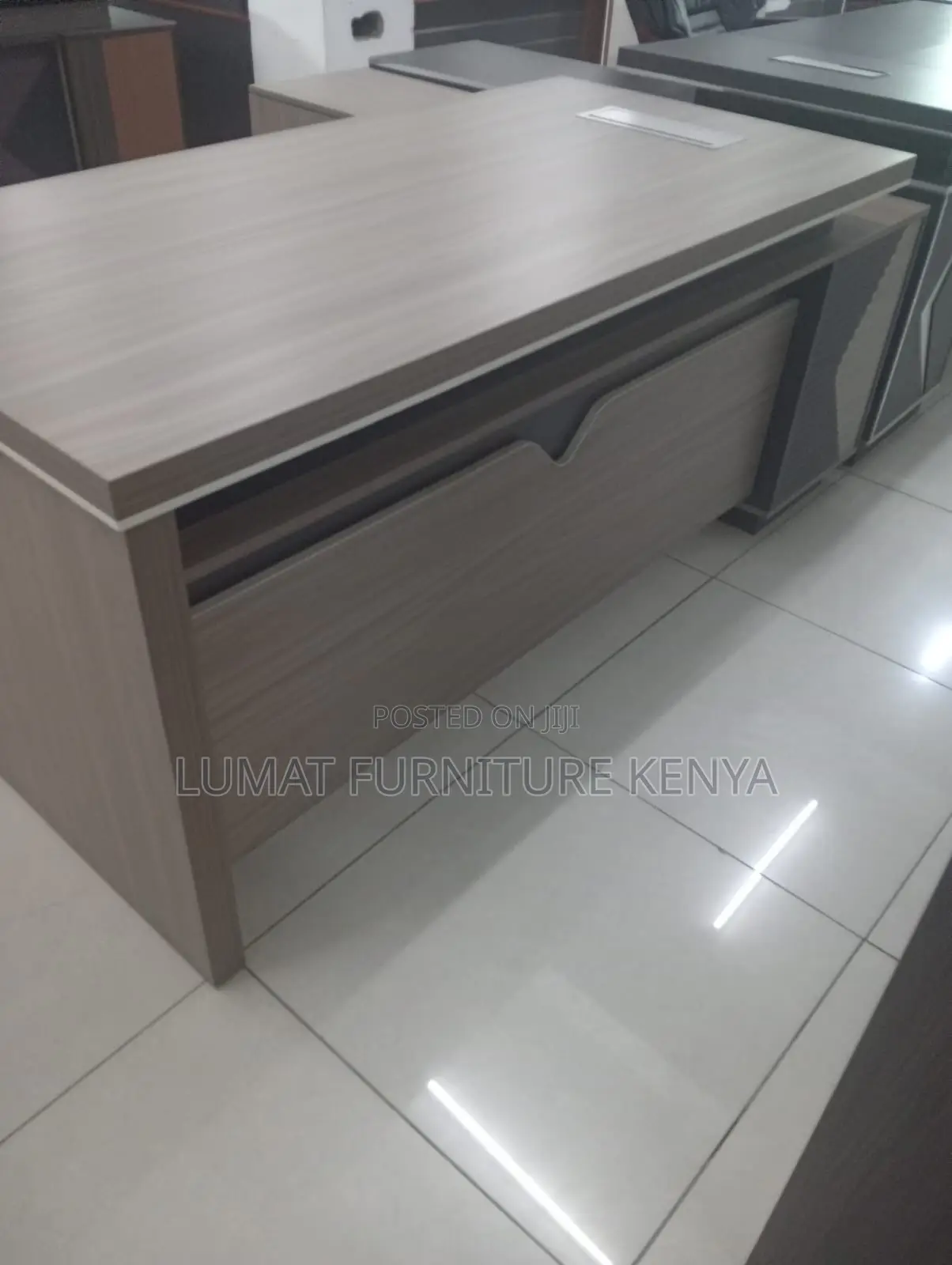Advanced Manager’S Table