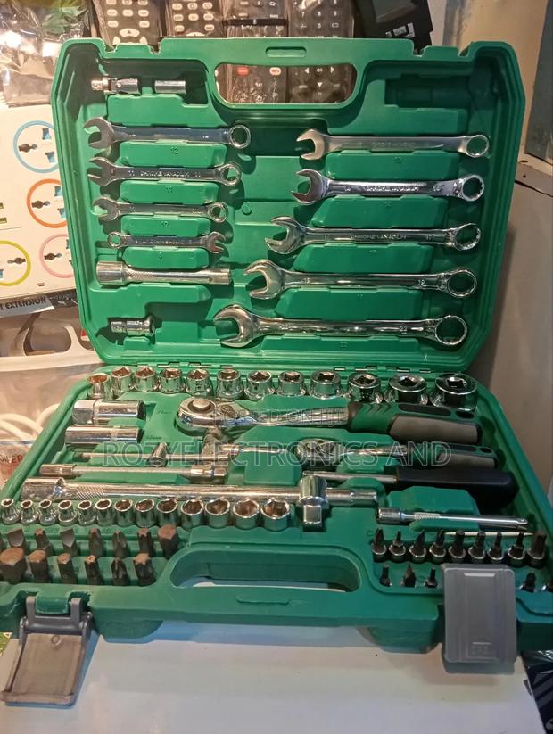 Heavy Duty 82 Piece Tools Set - main view