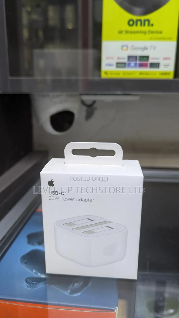 Apple 20w Usb Type-C Power Adapter for iPhone - thumbnail 4