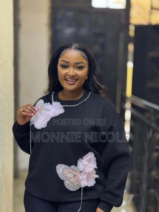 Trendy Sweatshirts. Fleece Fabric - thumbnail 3