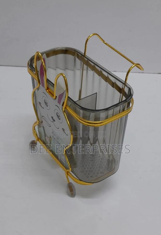 Acyric Gold Mouse Spoon Holder With Gold Stand