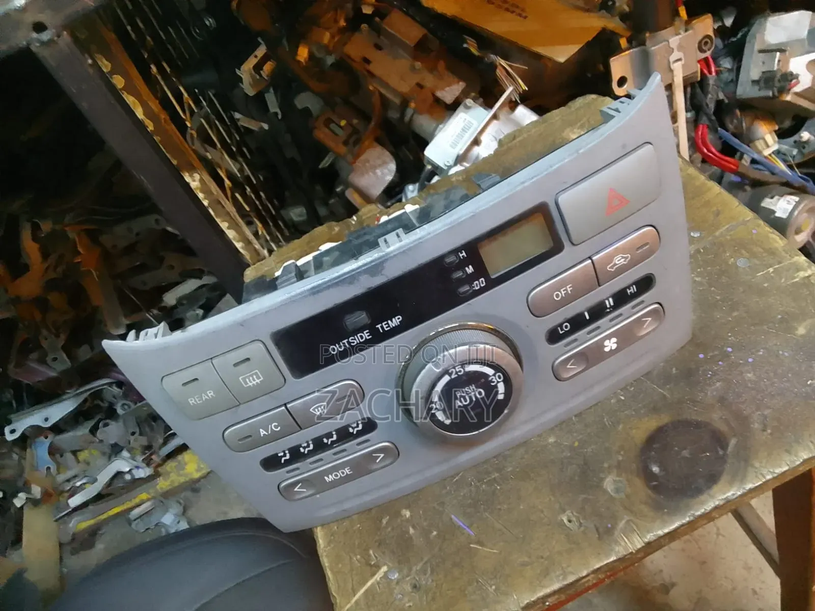 Noah a/C Control Switch Panel