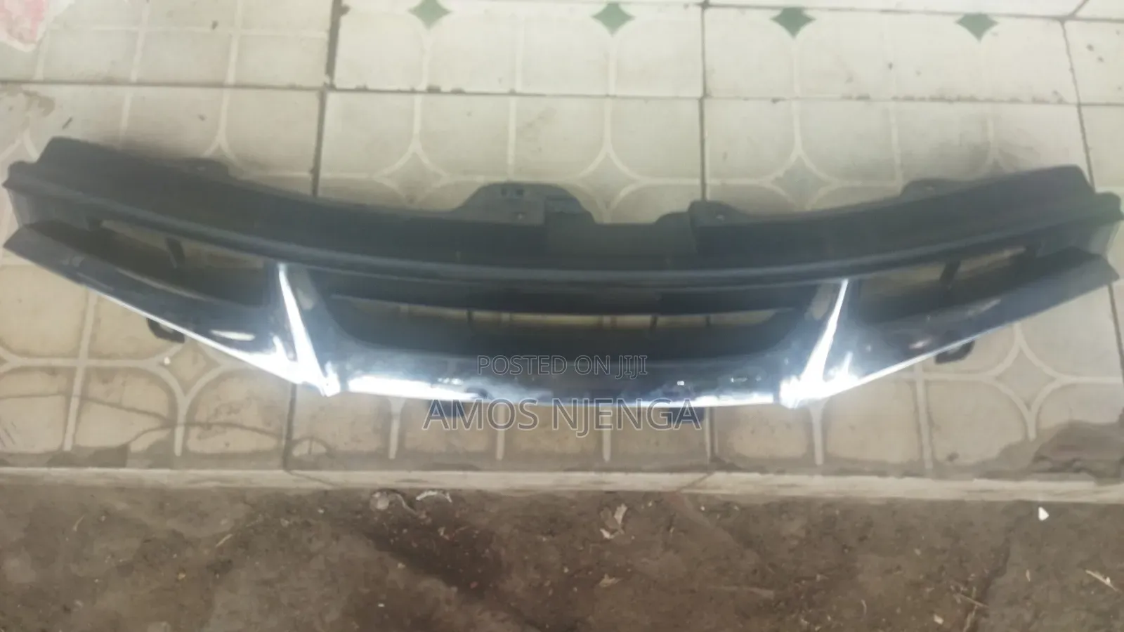 Toyota Wish 2010 Bumper Grill