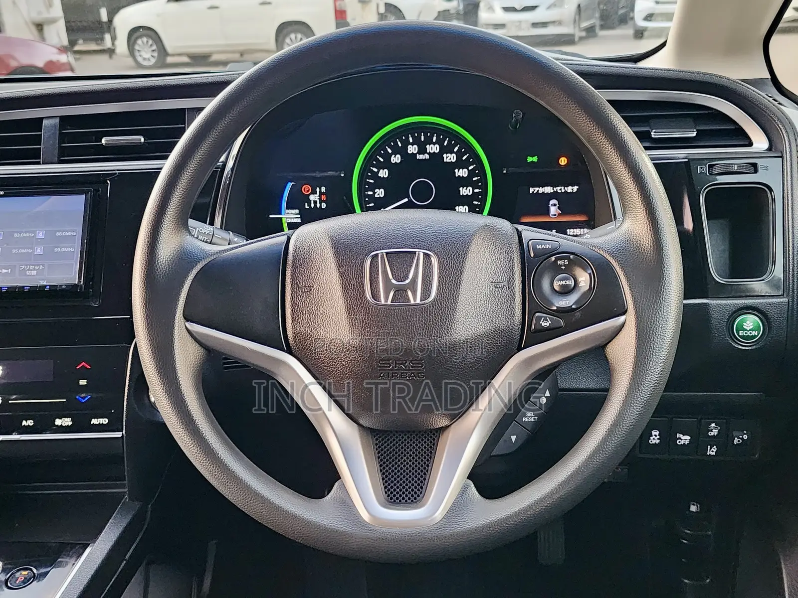 Honda Shuttle 1.5 Hybrid 2WD 2018 Silver