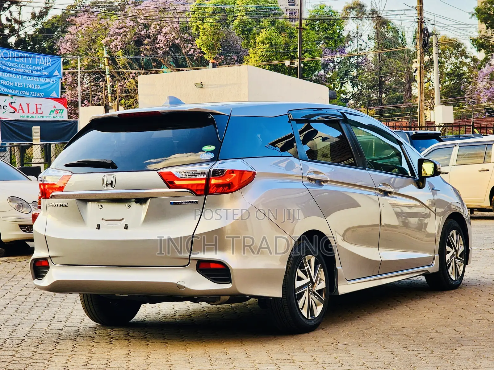 Honda Shuttle 1.5 Hybrid 2WD 2018 Silver