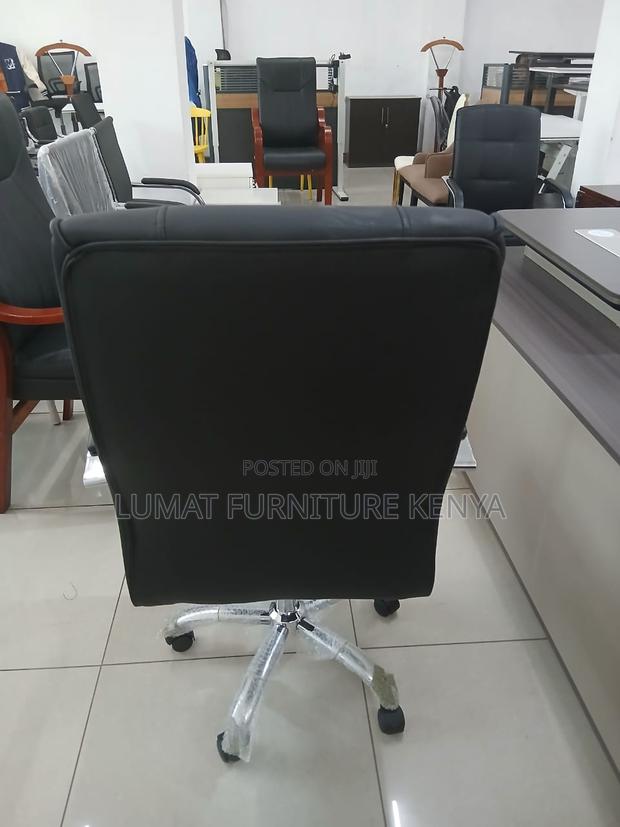 High Back Leather Office Seat - thumbnail 2