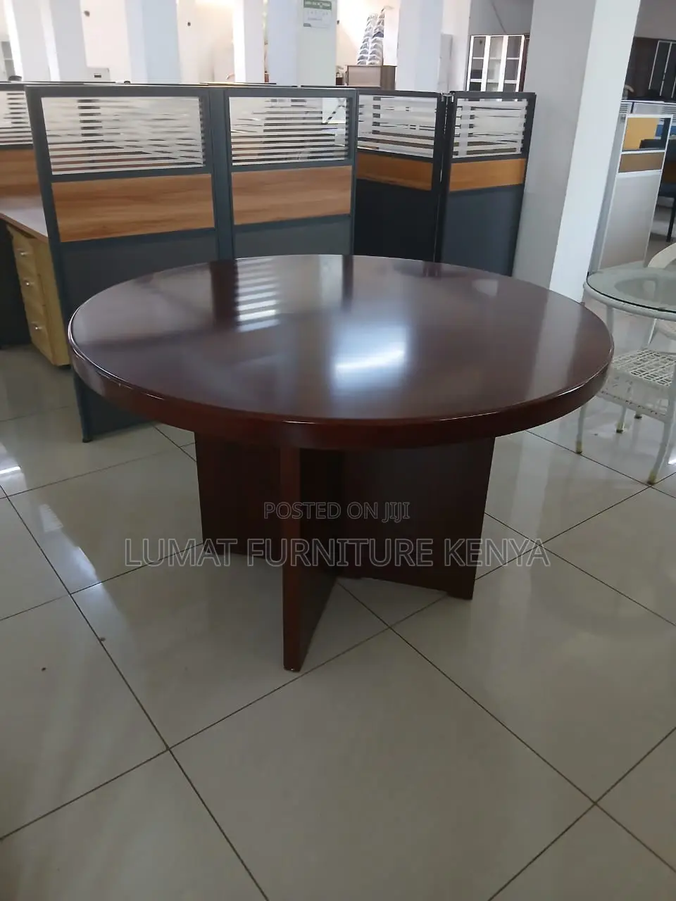 4 Seater Round Meeting Office Table