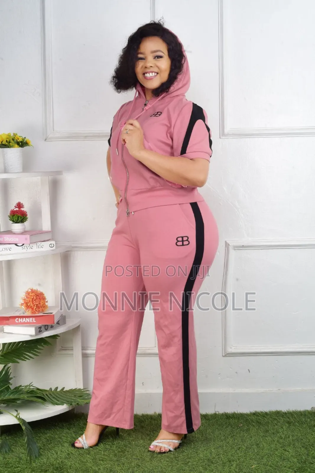 Ladies Trendy Pink Tracksuit