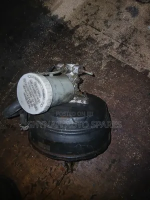 Escudo Old Model Brake Booster and Brake Master Cylinder