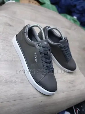 Signature Tommy Hillfiger Casuals ,Tommy Casuals Sizes 40_45