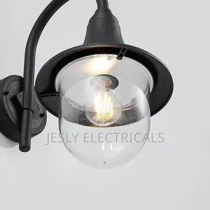 Outdoor Wall Lamp