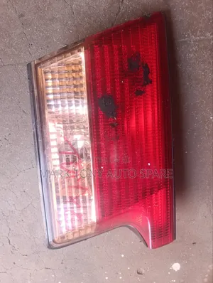 Nissan B15 Bootlight 2005 Clean 