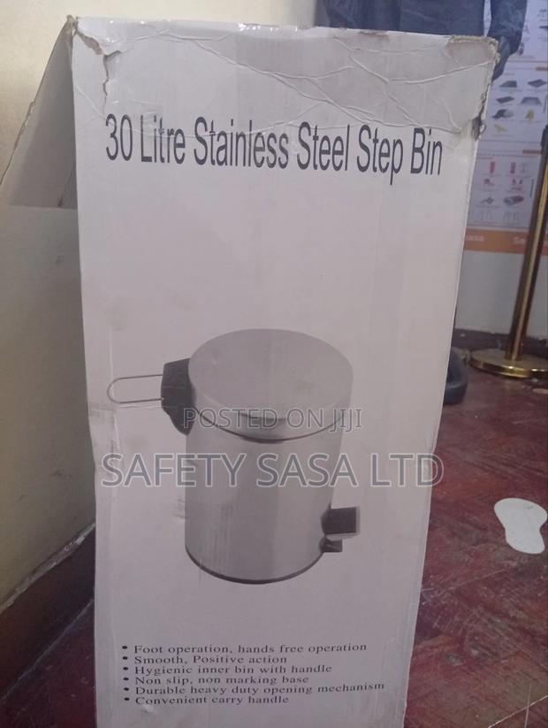 Pedal Bin 30litre/ Stainless Steel - thumbnail 2