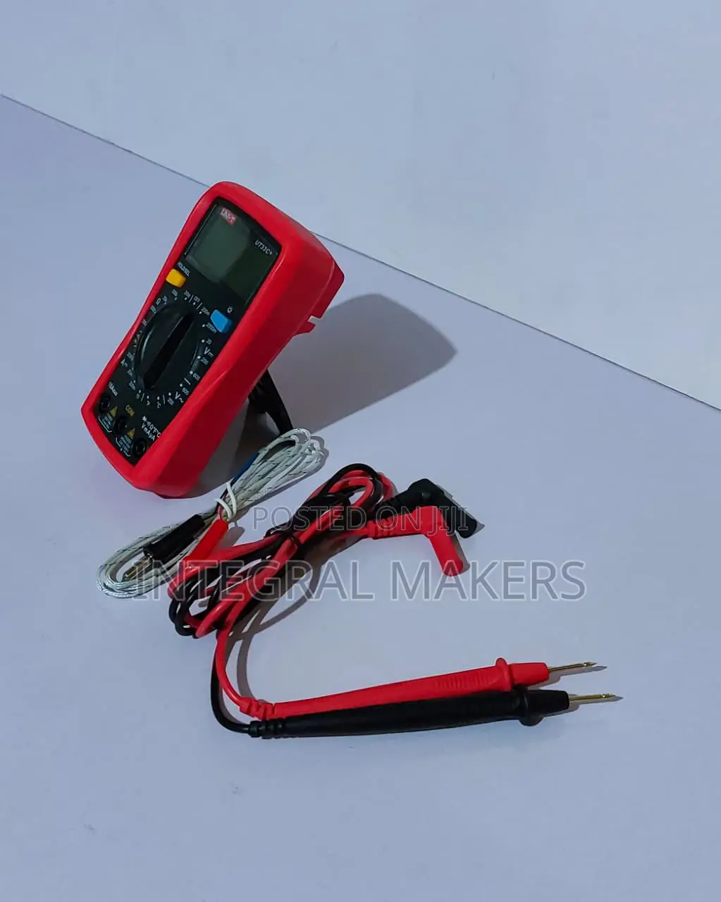 Ut33c Palm Size Multimeter