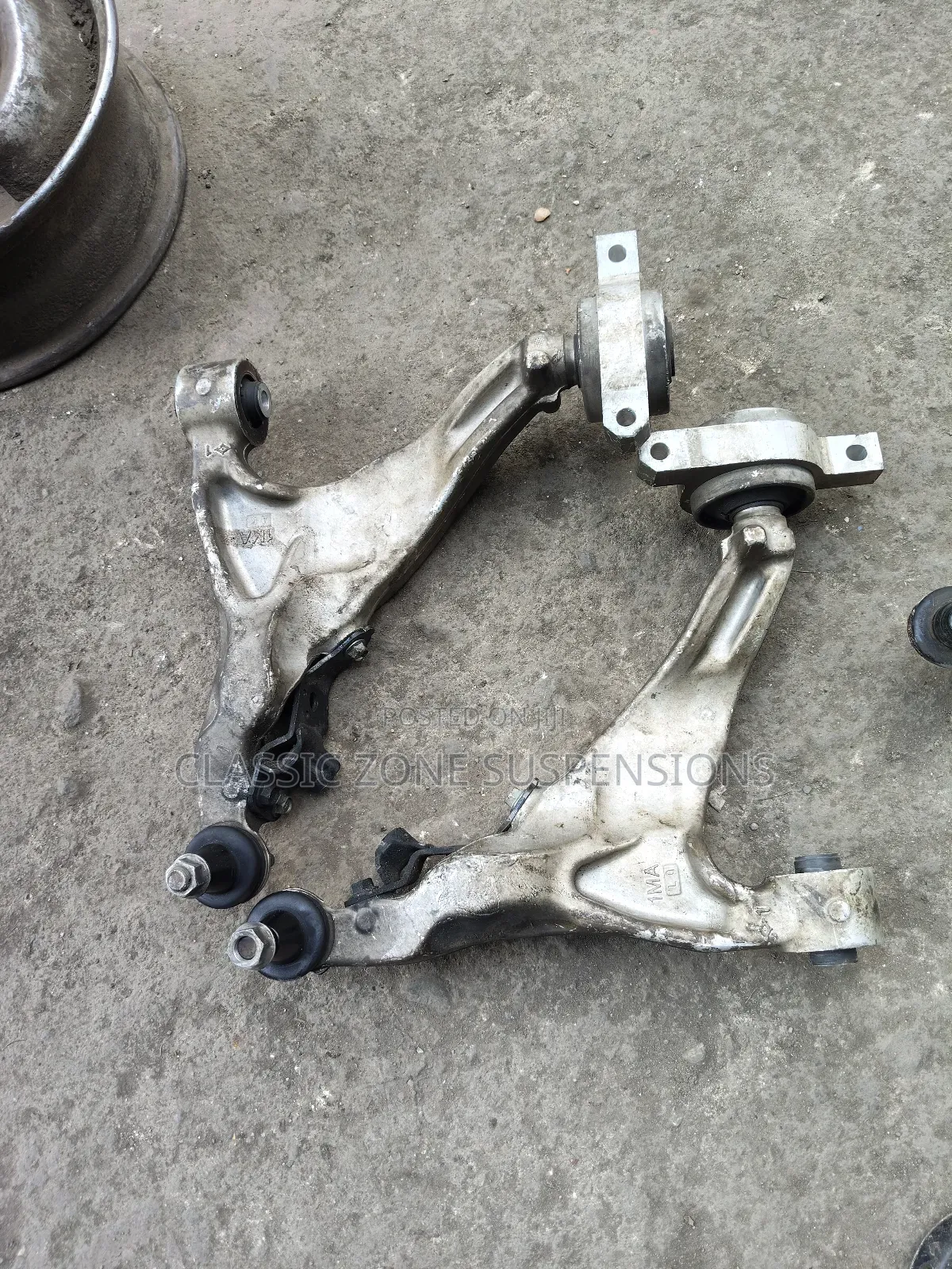 Nissan Skyline Control Arm