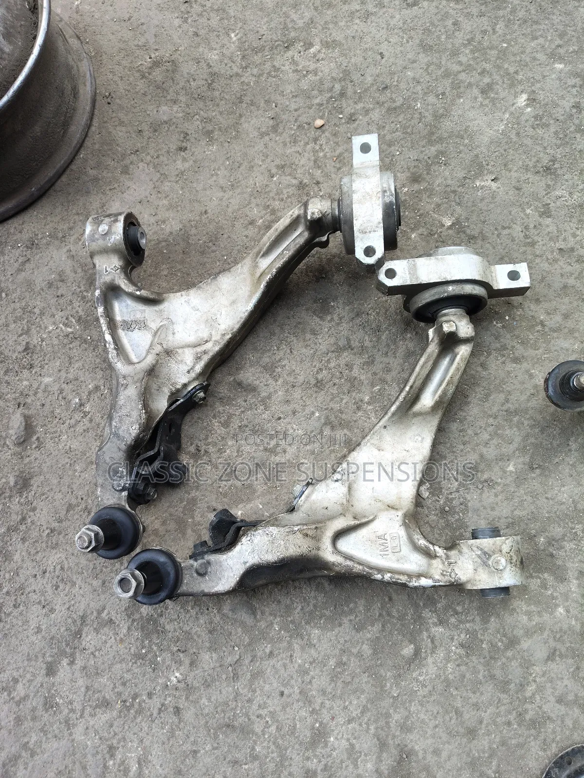 Nissan Skyline Control Arm