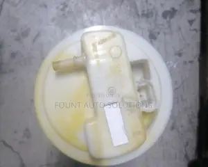Fuel Pump Nissan Np 200
