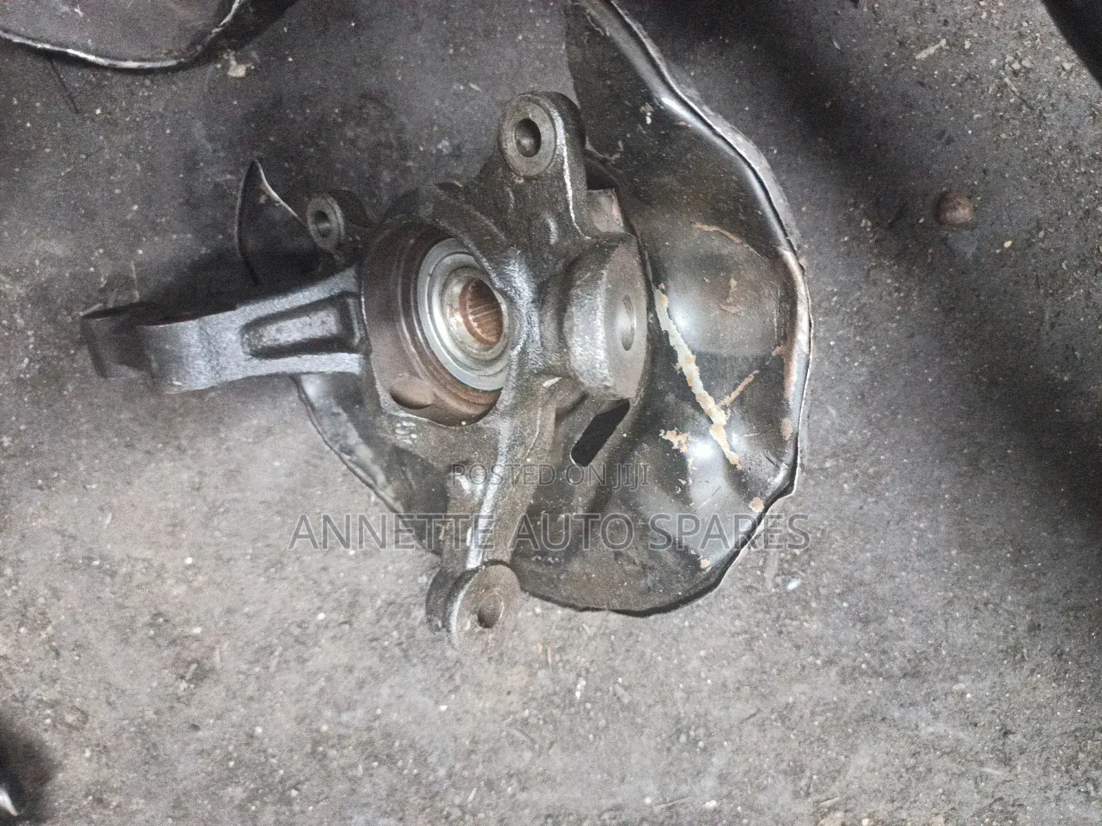 Fielder Front Hub