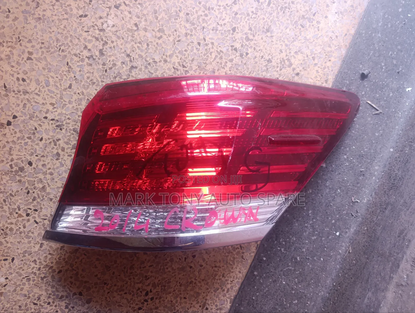 Toyota Crown Royal Saloon 2014 Backlight 