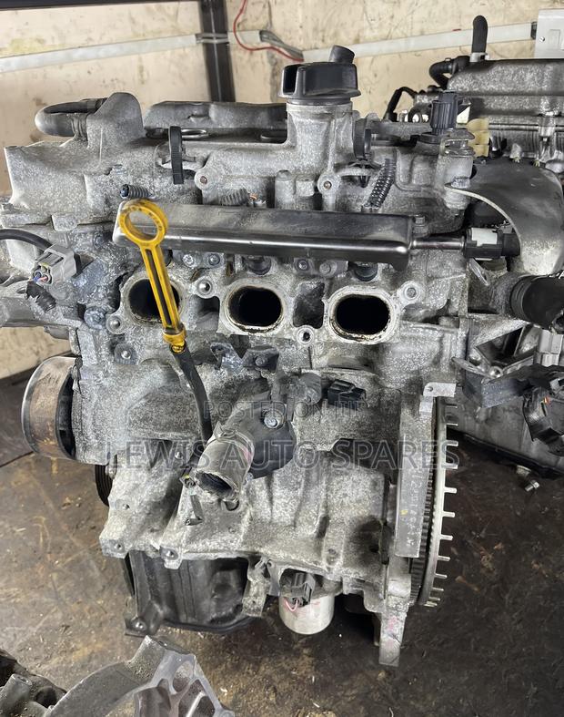 Hr12 Note Nissan March Slim Engine - main view