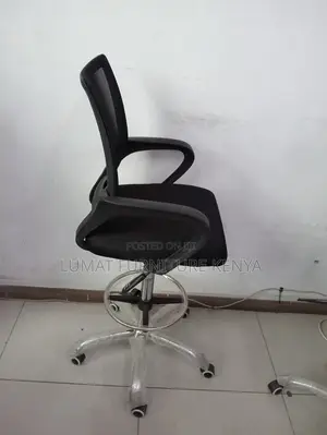 Ergonomic Cashier Seat