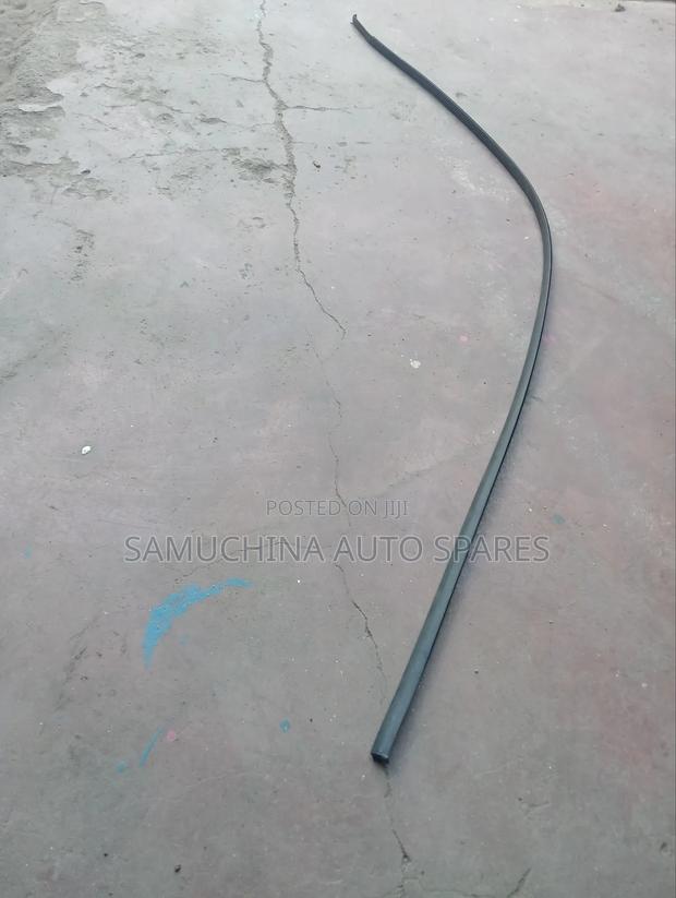 Roof Moulding Toyota Vitz Old Model