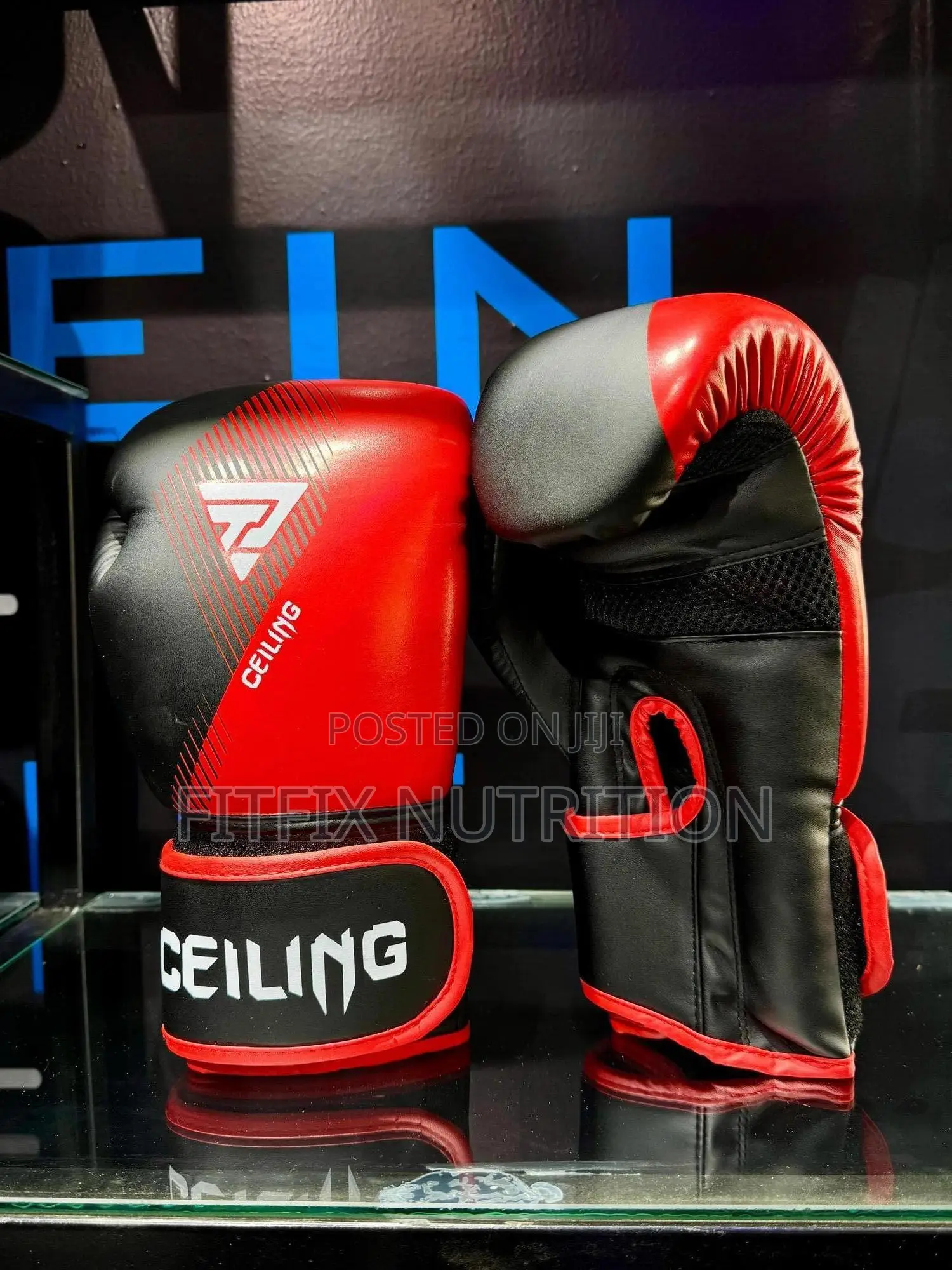 Ceiling/Ztty Quality Boxing Gloves