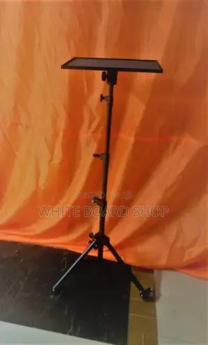 Projector / Laptop Tripod Stand